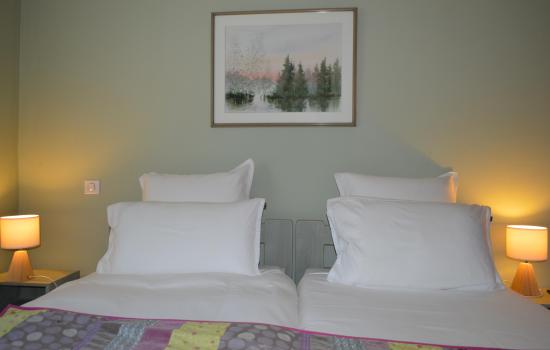 mamaisondeloin_caseneuve. caseneuve